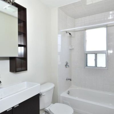 JONES BATHROOM